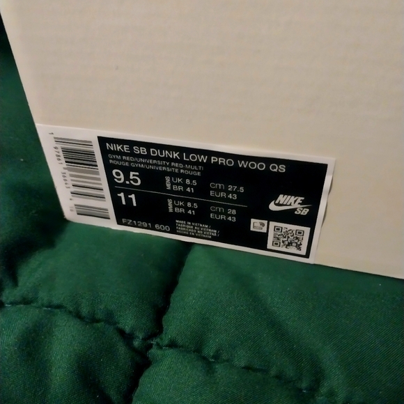 Nike SB Dunk Low Wizard of OZ Poppy Field - Picture 5 of 5